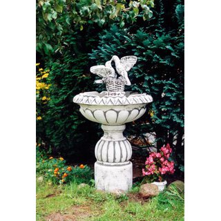 Springbrunnen aus Stein