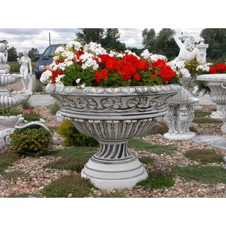 Blumenschale aus Stein