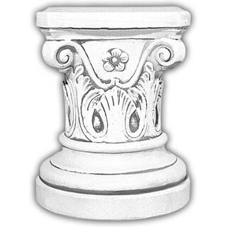Betonsockel mit Motiv/Muster aus Stein