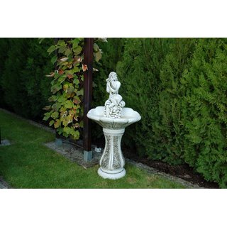 Springbrunnen aus Stein