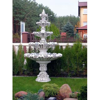 Springbrunnen aus Stein