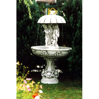 Springbrunnen aus Stein