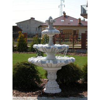 Springbrunnen aus Stein